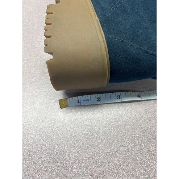 White Mountain Blue Danny Suede Booties Size 9.5W - Picture 6 of 9